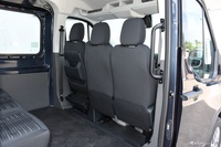 2024款全顺T8 2.0T柴油手动中轴中顶6座多功能版