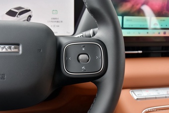 2025款枭龙MAX Hi4 165 Plus 长续航版