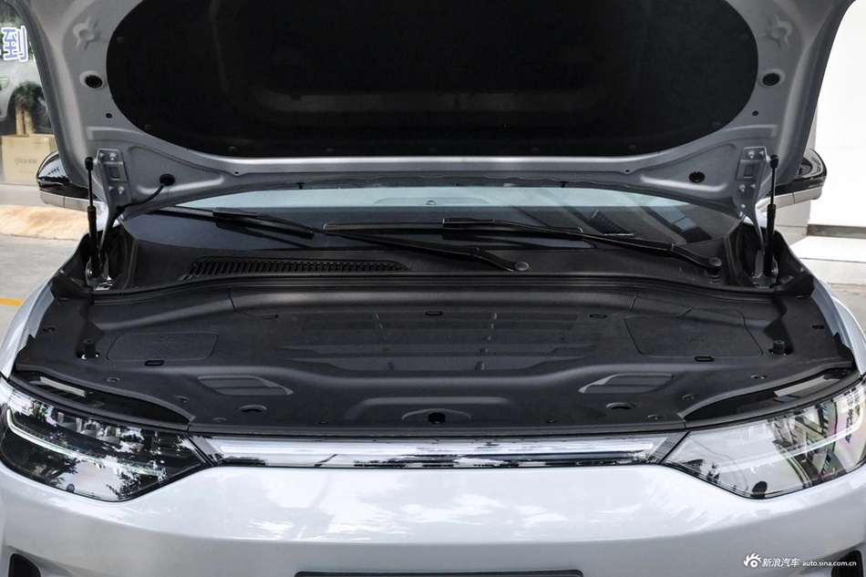 2023款零跑C11 纯电500智享版