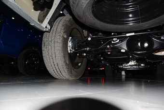 2026款长城炮 2.4T乘用炮自动柴油四驱尊享型