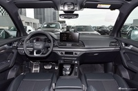 2026款奥迪Q5L 45周年典藏版 45 TFSI 豪华动感型