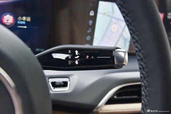 2025款别克GL8插混 陆尚 尊享版 7座