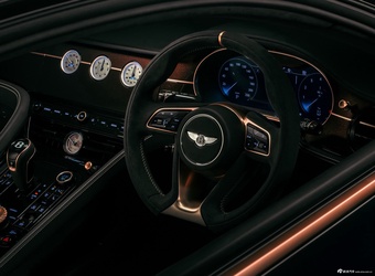 2025款宾利Batur Black Rose