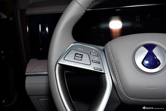 2026款腾势N9 尊荣型