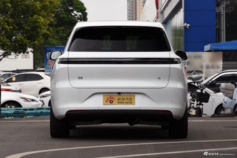2025款理想L6 Max 智能焕新版
