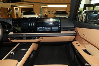 2026款雷克萨斯ES 300h 基本型
