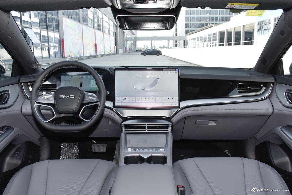 2026款海豹07 DM-i 1.5T 230km 尊荣型