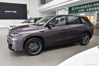 2026款零跑C10 605悦享版