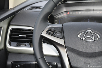 2019款长安欧尚A800 1.6L手动豪华型 国VI