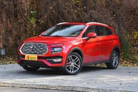 2020款陆风荣曜 1.5GTDI智·曜