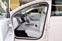 2025款零跑B01 650激光雷达版