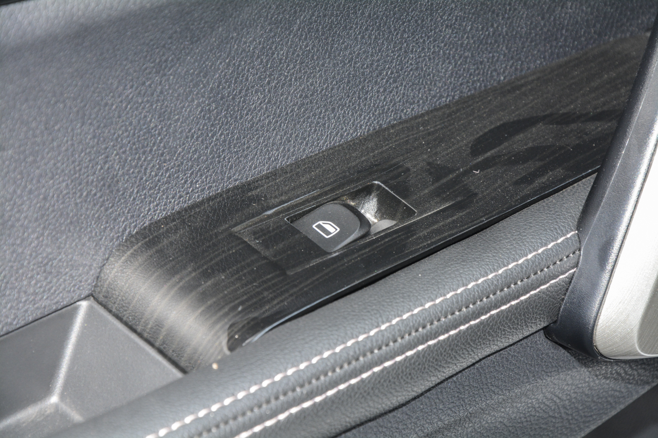 2019款斯威X7 1.8L手动舒适版7座