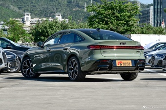 2026款奥迪A5L Sportback 尊享quattro型