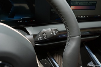 2025款宝马X3 改款 xDrive25L 豪华套装