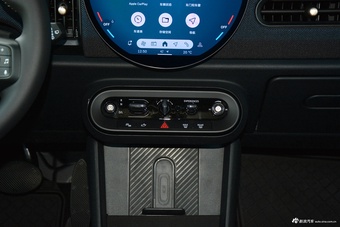 2025款MINI 1.5T COOPER 经典派 五门版