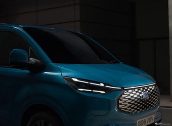 2023款全顺纯电 E-Transit Custom 官图