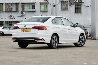 2025款宝来 改款 300TSI 双离合尊行版