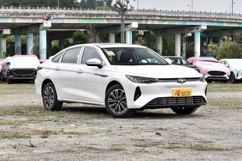 2024款风云A8 远航版 1.5T 127km 舒适型