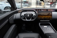 2024款阿维塔12 650 三激光四驱性能版