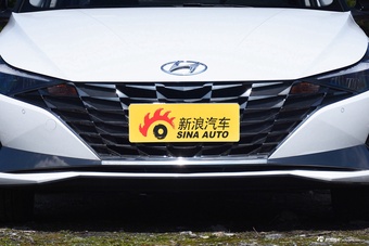 2022款伊兰特1.5L CVT LUX尊贵版