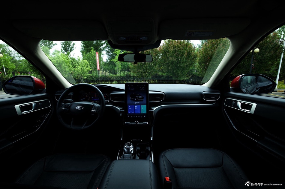 2022款探险者 EcoBoost 285 四驱三十周年纪念版 6座