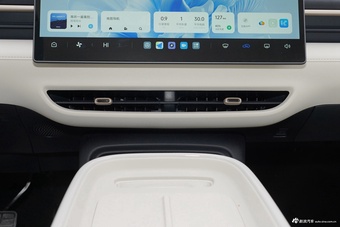 2025款极狐T1 320 PLUS