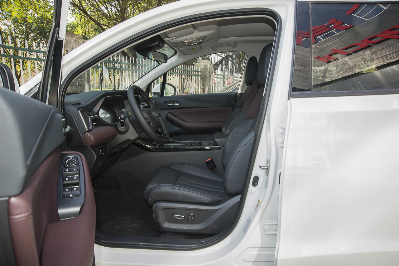 2020款传祺GS4 270T 1.5T自动智联科技版