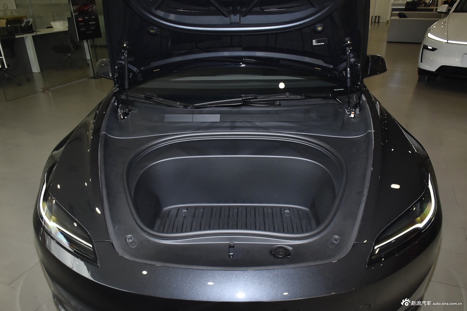 2025款Model 3 后轮驱动版