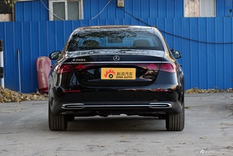 2026款奔驰E级 260 L 经典型