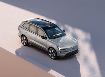 2023款沃尔沃EX90 官图