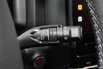 2025款哈弗H9 2.0T 汽油四驱勇士版