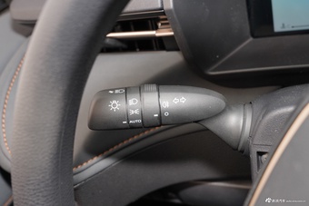 2026款卡罗拉 1.8L 双擎 精英版