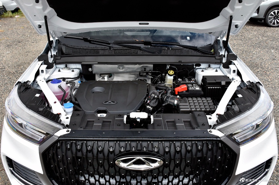 2025款瑞虎8 卓越版 230TCI 自动豪华版 5座