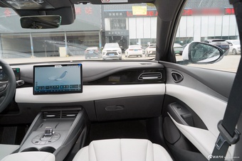 2025款海豹06DM-i 智驾版 120KM尊荣型
