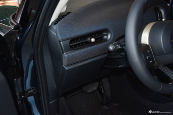 2025款MINI 1.5T COOPER 经典派 五门版