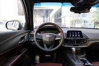 2022款凯迪拉克CT4 28T 尊贵型