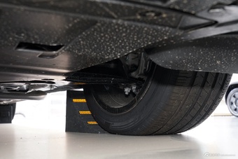 2025款风云A8L 1.5TGDI 145km 豪华型