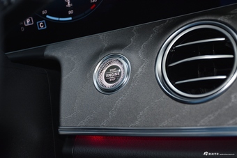 2021款奔驰E级 E 300 L 尊贵运动版