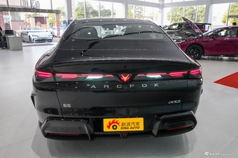 2026款极狐 阿尔法S5 1450 睿享版 200kW