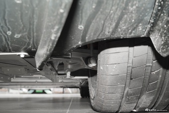 2025款Emira 2.0T DCT Turbo SE