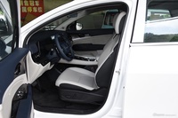 2023款狮铂拓界 2.0L HEV 两驱豪华版