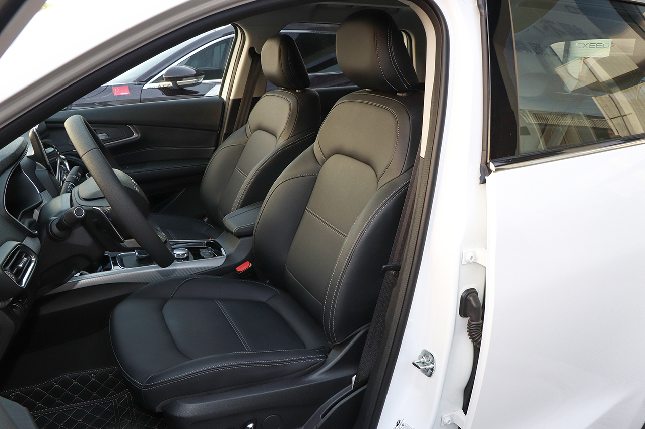 2019款星途TX 1.6T 自动四驱铂金版