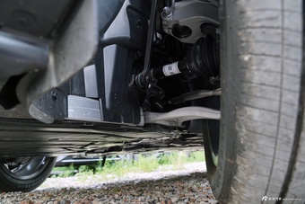 2025款奔驰GLB 220 时尚型