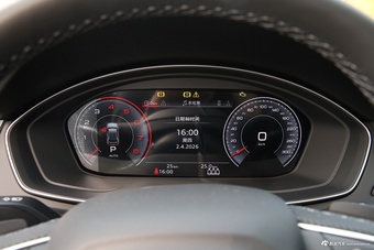 2026款奥迪Q5L Sportback quattro 45周年典藏版