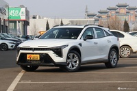 2022款奔腾B70S 1.5T热血骑士