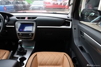 2023款江淮T8 2.0T夜鹰版柴油四驱豪华型大双