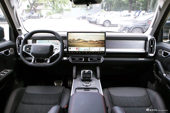 2025款山海T2 206km XWD 穿越加长版