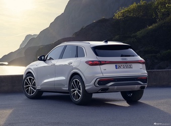 2025款奥迪Q5混动 e-hybrid quattro 官图