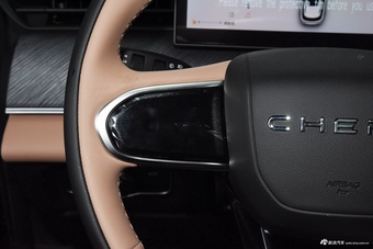 2025款瑞虎8 L 2.0T 自动长虹版