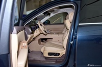 2025款问界M8 增程 Ultra版 53.4kWh 6座版